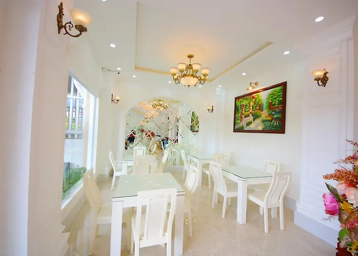 Phuong Vy Luxury Hotel