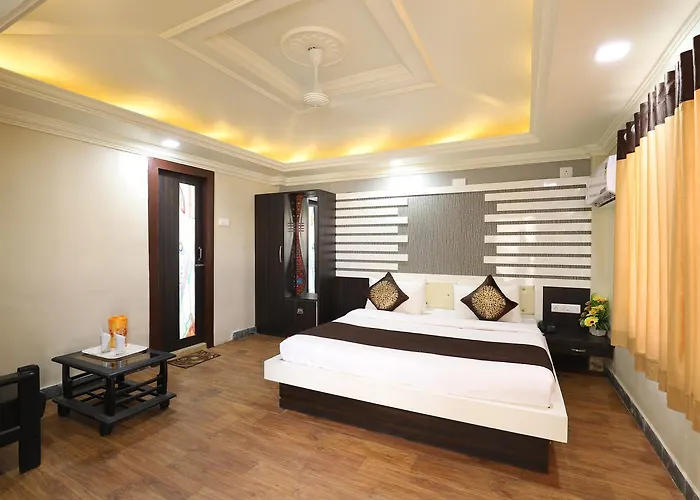 Hotel Loyal Residency