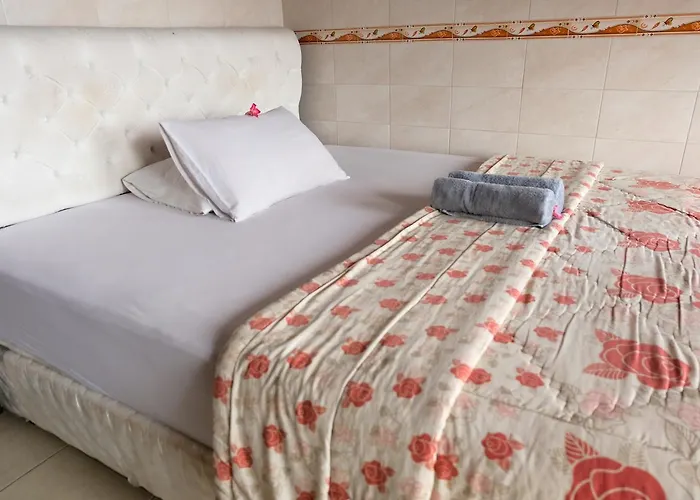 Kerti Beach Bungalow And Restaurant