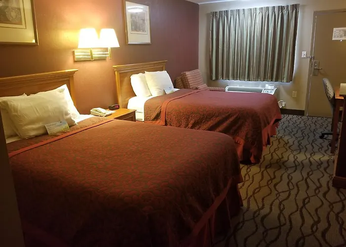 Days Inn By Wyndham Kennesaw