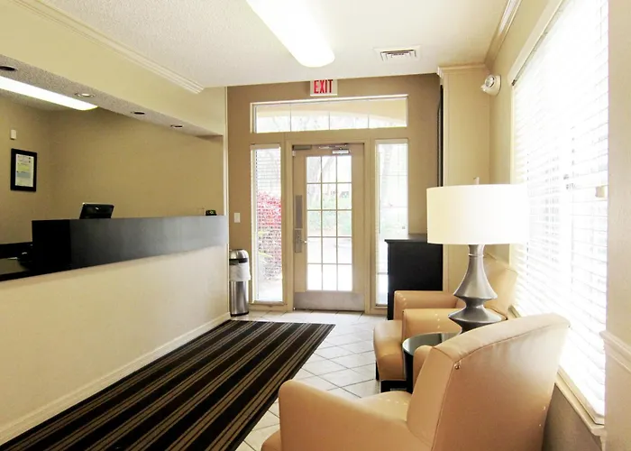 Extended Stay America Select Suites - Tampa - Brandon