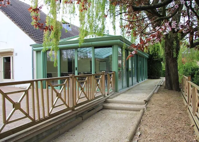 Logis Lhotel Restaurant Antony Verrieres Le Buisson