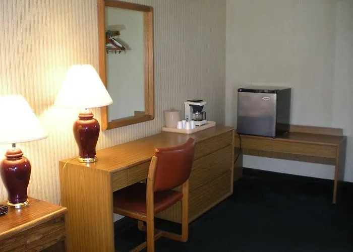 Villager Motel