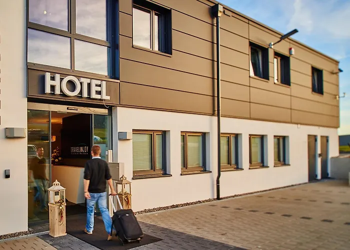 Travelinjoy