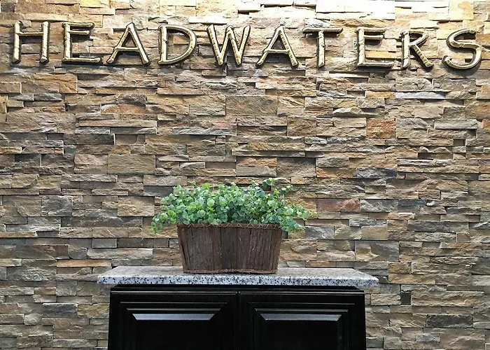 The Lodge At Headwaters
