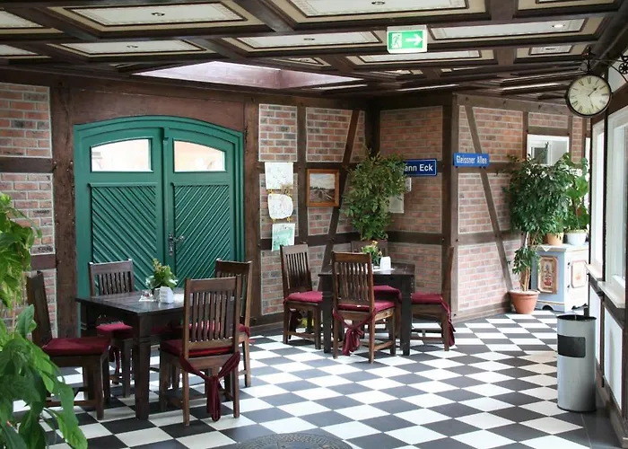 Hotel National