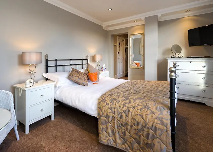 Cheshire Hospitality Ltd Trading As Lennox Lea Studios And Apartments