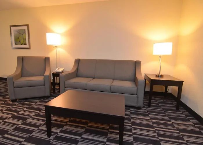 Americinn By Wyndham Mount Pleasant