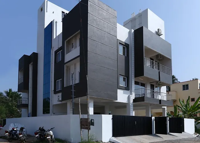 Treebo Hi Line Apartments Kalapatti