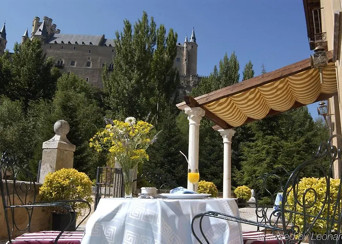 Hotel Alcazar