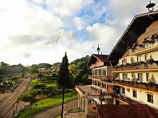 Hotel 13 Linden Treze Tílias