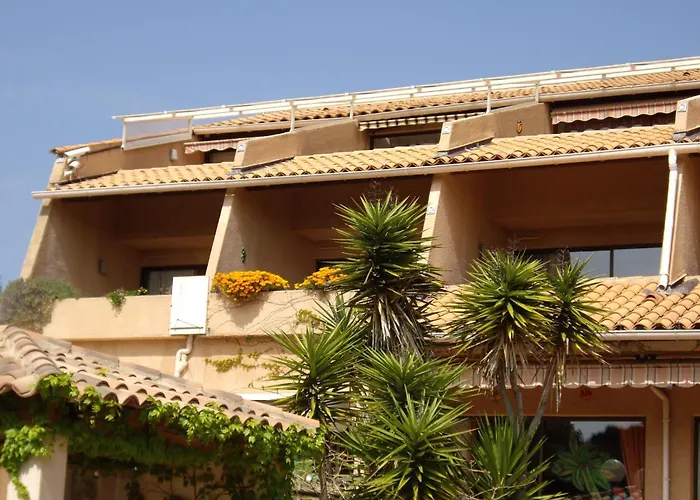 Hôtel Les Palmiers Bormes-les-Mimosas