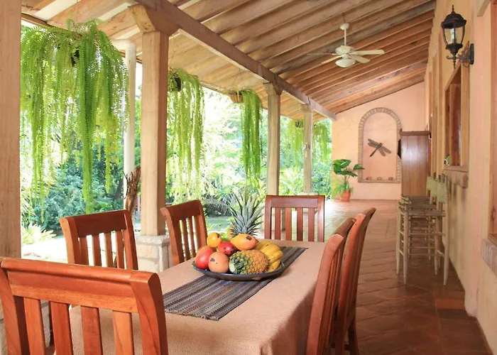 La Villa De Soledad
