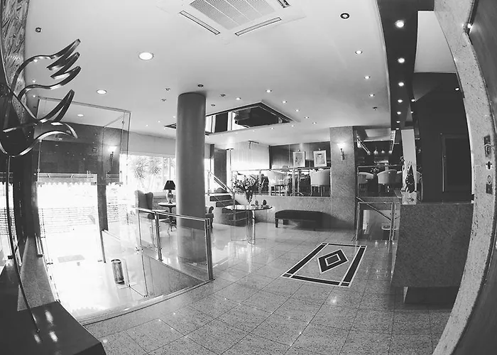 Hotel Galaxias
