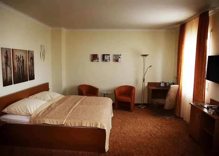 My City Hotel