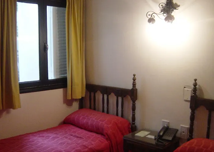 Emperatriz Hotel 60 X Persona Hay Lugar
