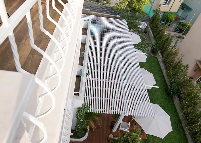 The Mint Villa - Saint Vlas