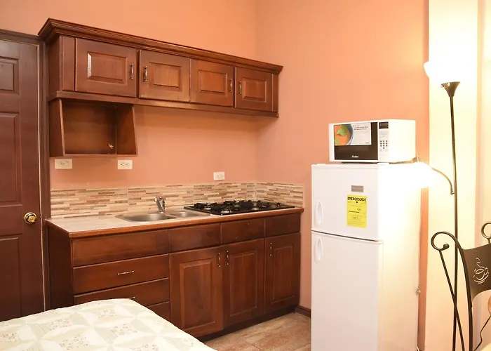 Windjammer International Cuisine & Comfort Inn