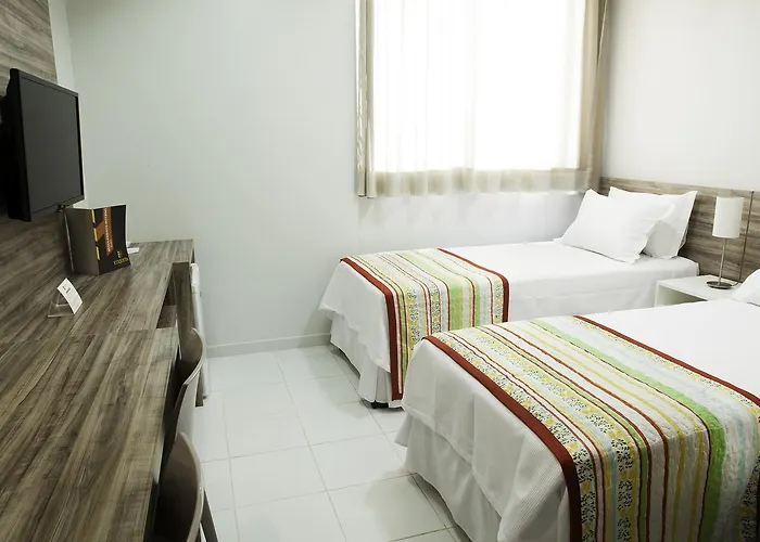 Etiqueta Hotel