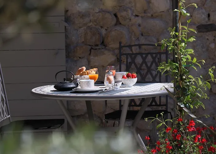 Bed and Breakfast Ancienne Cure à Buis-les-Baronnies