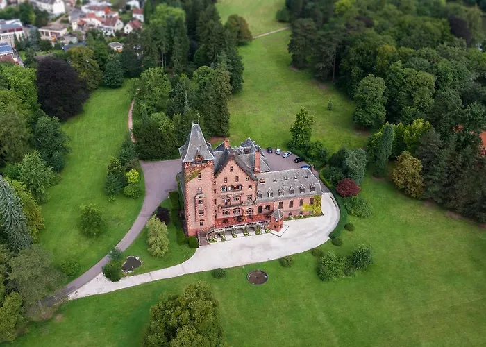 Gästehaus Schloss Saareck Mettlach