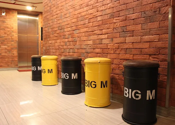 Big M Hotel
