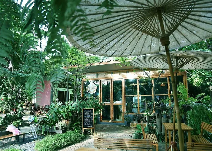 Prasertsri Place