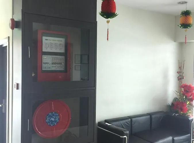 Premierz Hotel