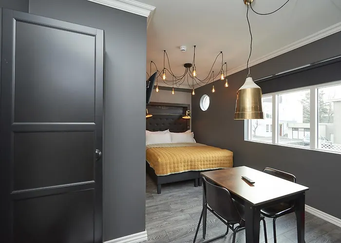 105 - A Townhouse Hotel
