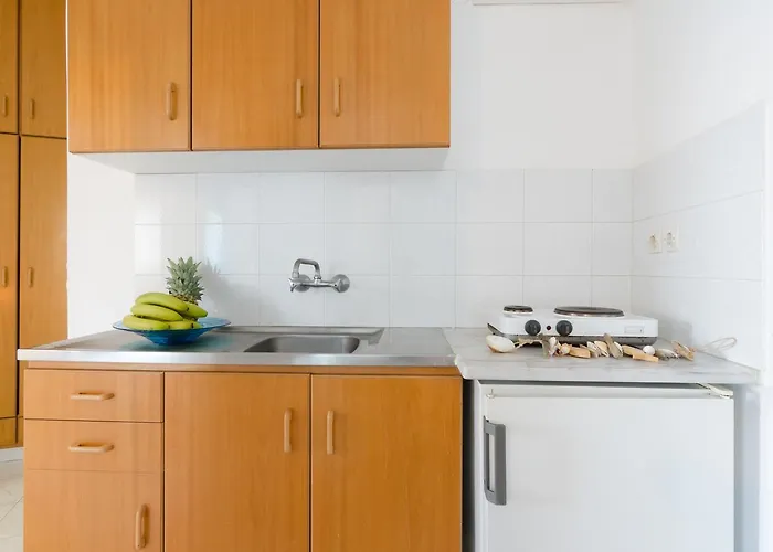 Aglaia Apartments
