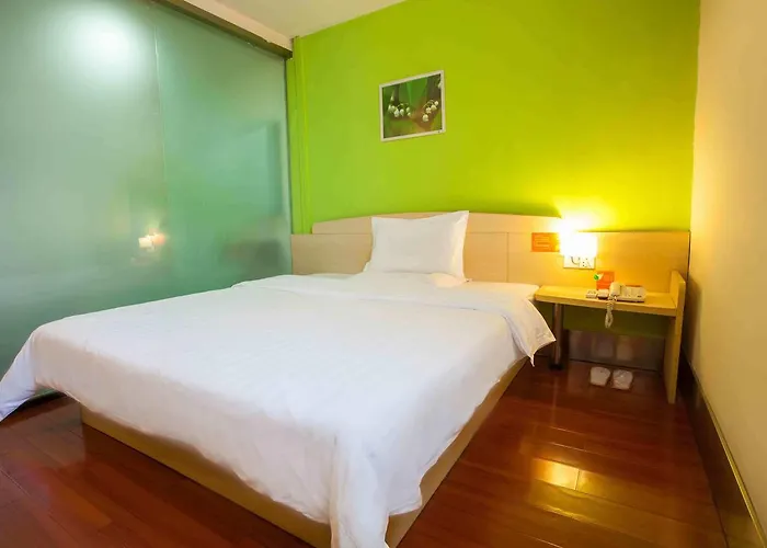 7Days Inn Nanjing Xinjiekou Shanghai Road Subway Station