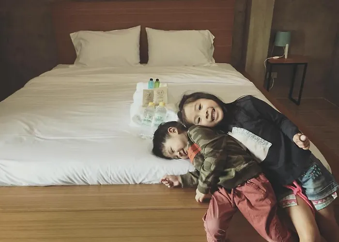 The Day Home Hotel