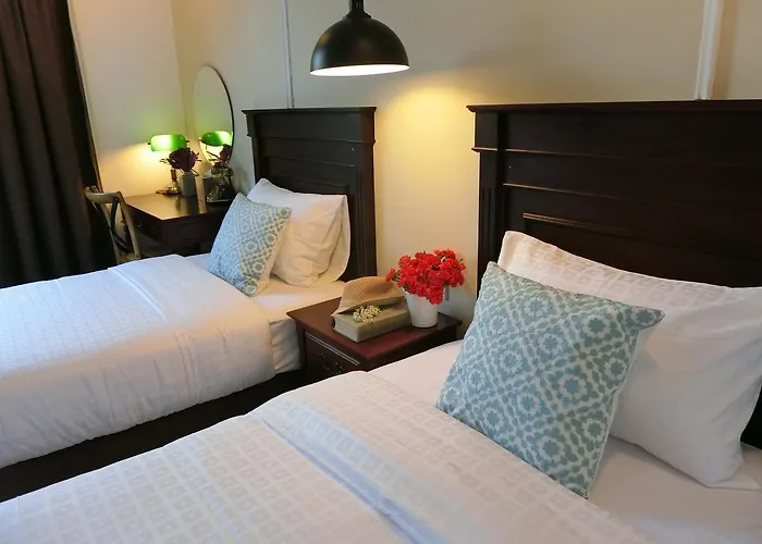 Bloom Boutique Hotel & Cafe