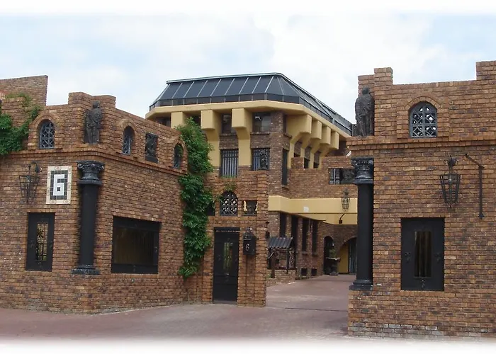 Emalahleni Castle