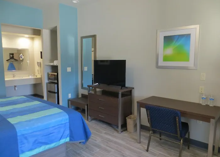 Hotel Blue - Woodlands