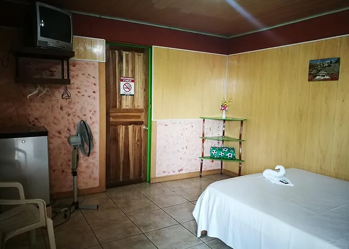 Hospedaje Las Orquideas