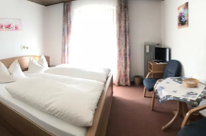 Decker'S Bio Hotel Zum Lamm