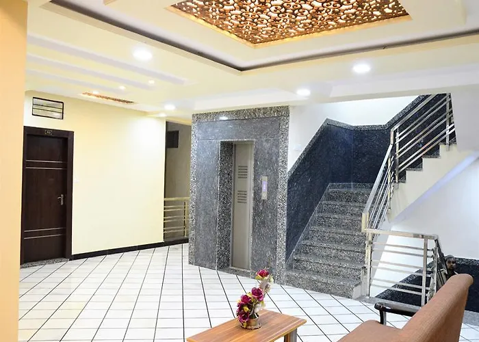 Hotel Ata Inn And Restaurant