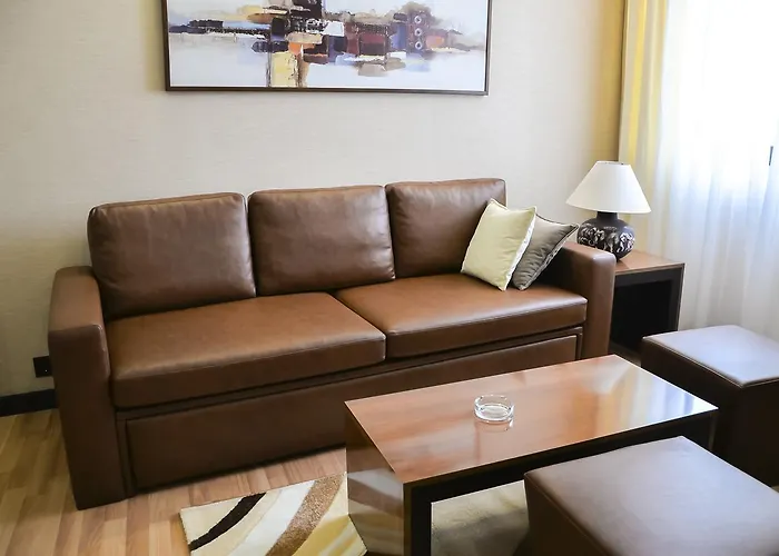 Hotel Cartoon Razgrad