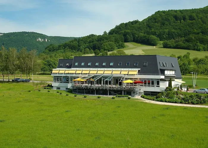 Stausee-Hotel