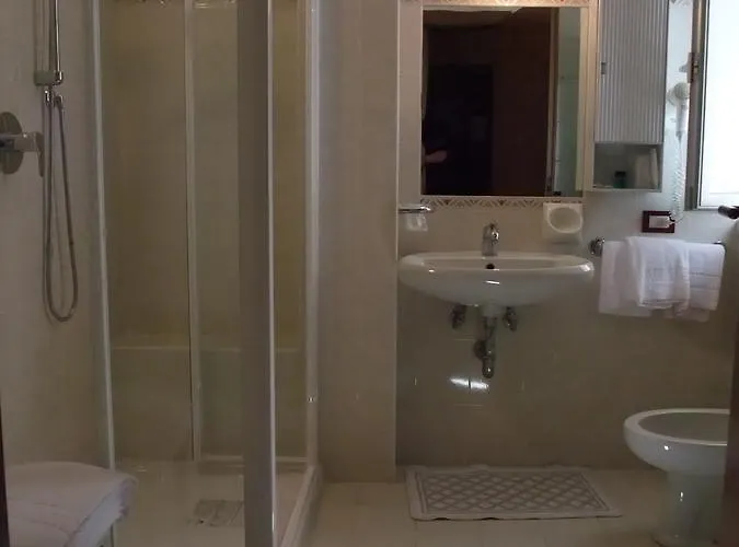 Hotel Miralago
