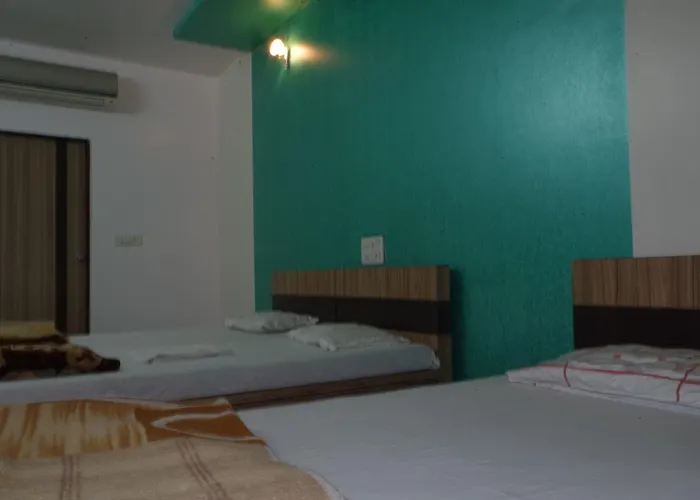 Hotel Pariwar