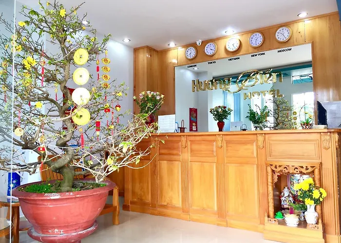 Huong Bien Hotel