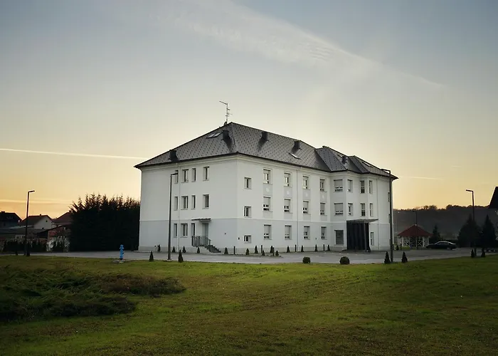 Hotel Raca