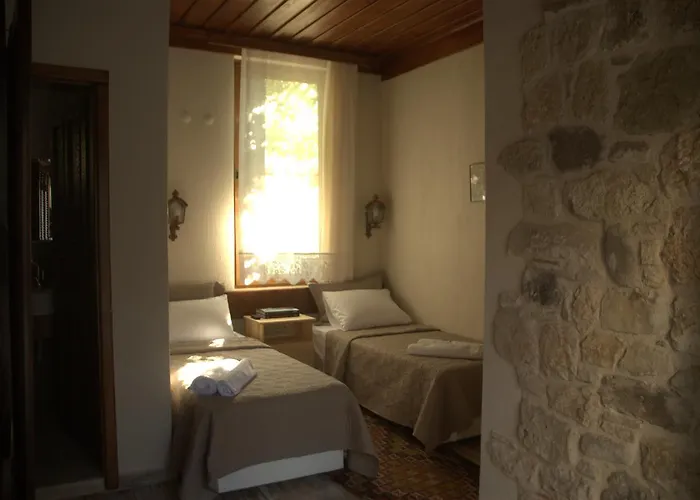 Tas Avlu Butik Otel