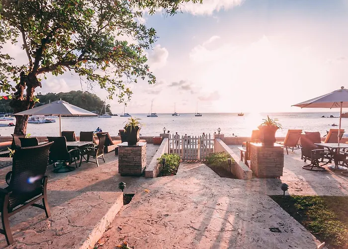 Sunset Shores Beach Hotel