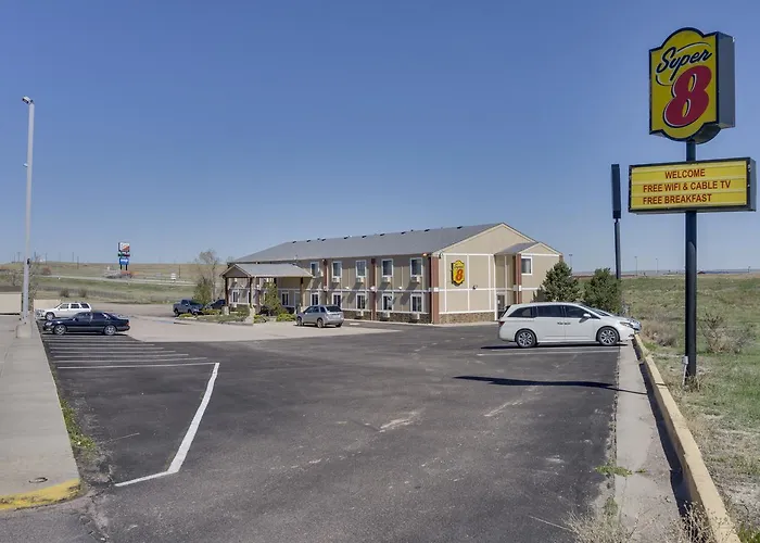 Super 8 By Wyndham Limon