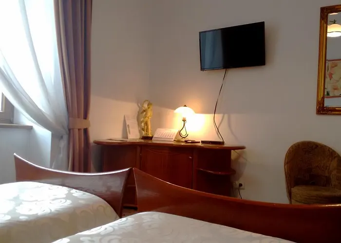Hotel Bristol