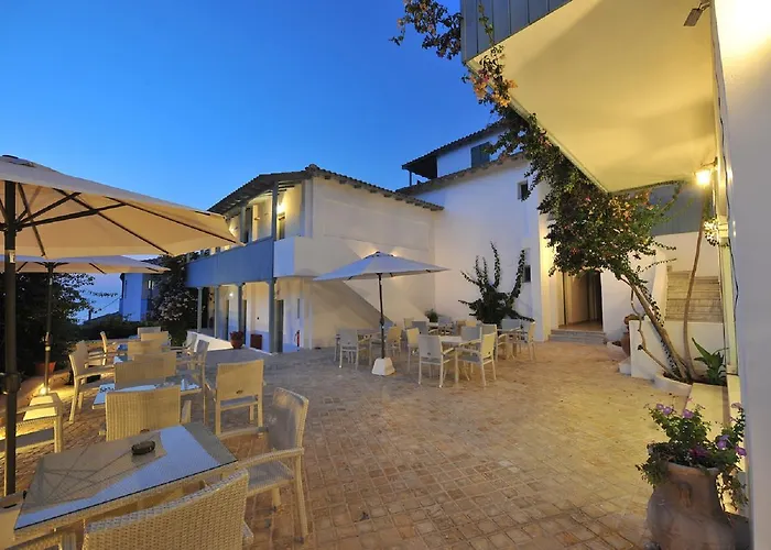 Hotel Agios Nikitas
