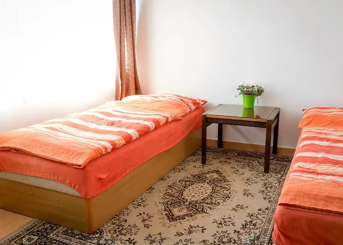 Alton Garni Hotel